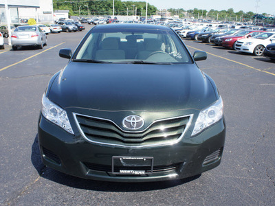 toyota camry 2010 green sedan gasoline 4 cylinders front wheel drive automatic 19153
