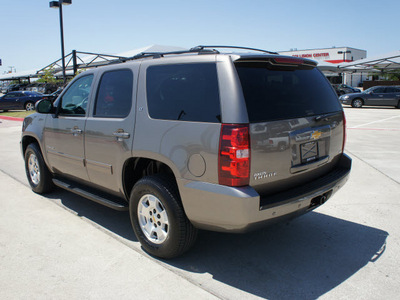 chevrolet tahoe 2012 gray suv lt flex fuel 8 cylinders 2 wheel drive automatic 76087