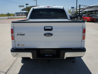 ford f 150 2012 white xlt 6 cylinders automatic 76087