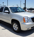 gmc yukon 2010 silver suv flex fuel 8 cylinders 2 wheel drive automatic 76087