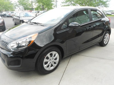 kia rio5 2013 black wagon lx gasoline 4 cylinders front wheel drive not specified 43228
