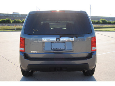 honda pilot 2011 dk  gray suv lx gasoline 6 cylinders front wheel drive automatic with overdrive 77065