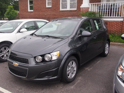 chevrolet sonic 2012 dk  gray hatchback lt gasoline 4 cylinders front wheel drive automatic 27591