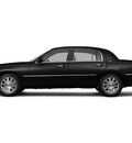 lincoln town car 2011 sedan flex fuel 8 cylinders rear wheel drive not specified 33177