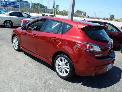 mazda mazda3 2010 red hatchback s grand touring gasoline 4 cylinders front wheel drive automatic 94010