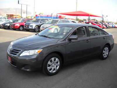 toyota camry 2011 gray sedan gasoline 4 cylinders front wheel drive automatic 79925