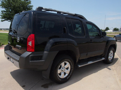 nissan xterra 2011 black suv gasoline 6 cylinders 4 wheel drive automatic with overdrive 76018