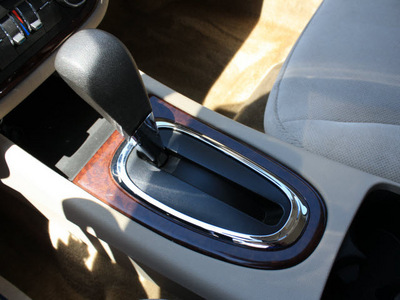 chevrolet impala 2010 gold sedan lt flex fuel 6 cylinders front wheel drive automatic 27215