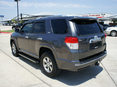 toyota 4runner 2011 gray suv sr5 gasoline 6 cylinders 2 wheel drive automatic 76087