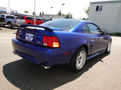 ford mustang 2003 dk  blue coupe gt deluxe gasoline 8 cylinders sohc rear wheel drive 5 speed manual 98371