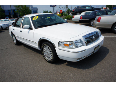 mercury grand marquis 2007 white sedan ls flex fuel 8 cylinders rear wheel drive automatic with overdrive 08902