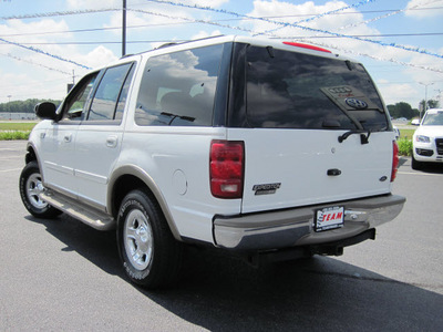 ford expedition 2001 off white suv eddie bauer gasoline 8 cylinders 4 wheel drive automatic with overdrive 46410