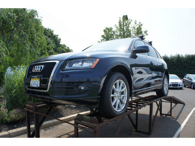 audi q5 2010 dk  blue suv 3 2 quattro premium gasoline 6 cylinders all whee drive automatic with overdrive 08902
