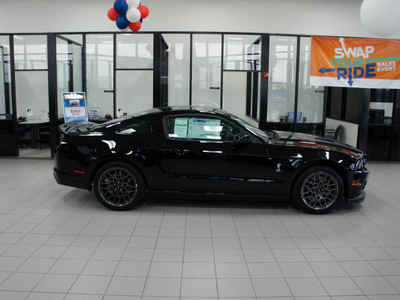 ford shelby gt500 2013 black coupe 8 cylinders 6 speed manual 76108