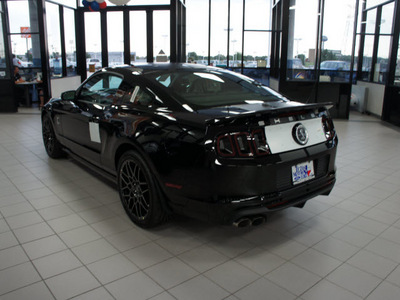 ford shelby gt500 2013 black coupe 8 cylinders 6 speed manual 76108