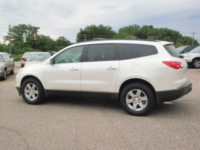 chevrolet traverse 2012 pearl lt gasoline 6 cylinders all whee drive automatic 55318