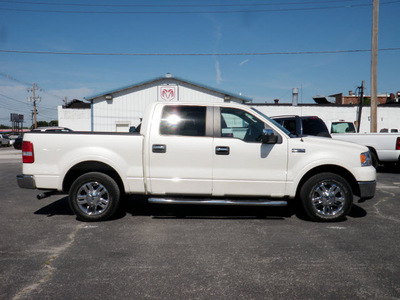 ford f 150 2008 white lariat flex fuel 8 cylinders 2 wheel drive automatic with overdrive 61832