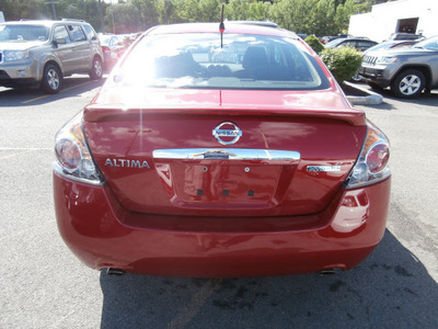 nissan altima 2009 red sedan hybrid hybrid 4 cylinders front wheel drive automatic 13502