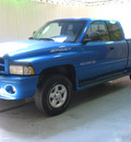 dodge ram 1500 2000 blue gasoline v8 4 wheel drive automatic with overdrive 44883