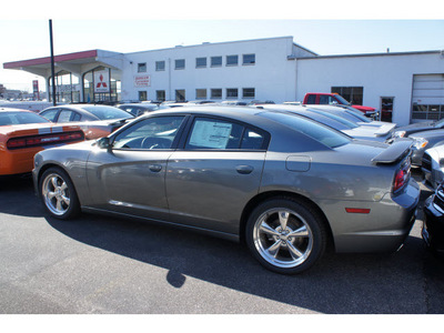 dodge charger 2012 tungsten metallic c sedan r t road and track gasoline 8 cylinders rear wheel drive 5 speed auto w5a580 trans 07724