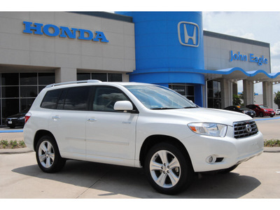 toyota highlander 2009 white suv limited gasoline 6 cylinders front wheel drive autostick 77065