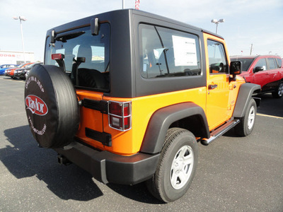 jeep wrangler 2012 orange suv sport gasoline 6 cylinders 4 wheel drive 6 speed manual 60915