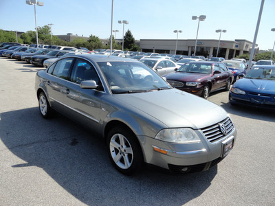 volkswagen passat 2004 gray sedan glx gasoline 6 cylinders front wheel drive automatic with overdrive 60462