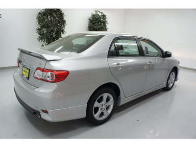 toyota corolla 2012 silver sedan s gasoline 4 cylinders front wheel drive not specified 91731