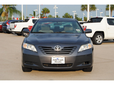 toyota camry 2007 dk  gray sedan le gasoline 4 cylinders front wheel drive automatic 77065