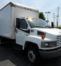 chevrolet c4500 2004 white v8 automatic 60007