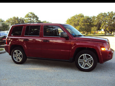 jeep patriot 2008 red suv sport gasoline 4 cylinders front wheel drive automatic 32901