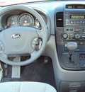 kia sedona 2008 silver van lx w 3rd row seat gasoline 6 cylinders front wheel drive automatic 32901