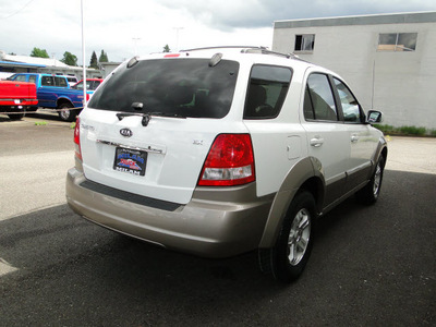 kia sorento 2006 white suv ex gasoline 6 cylinders 4 wheel drive automatic 98371