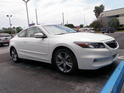 honda accord 2012 white coupe ex l v6 w navi gasoline 6 cylinders front wheel drive automatic 32401