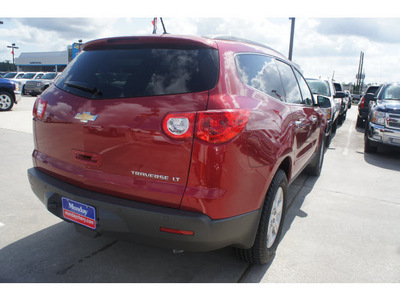 chevrolet traverse 2012 red suv gasoline 6 cylinders front wheel drive not specified 77090