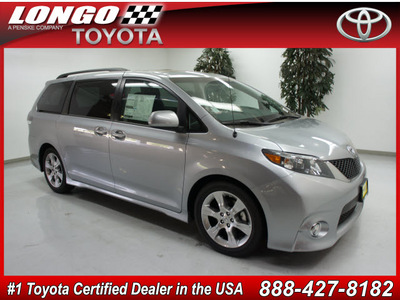 toyota sienna 2012 silver van se 8 passenger gasoline 6 cylinders front wheel drive automatic 91731