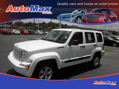 jeep liberty 2012 white suv sport gasoline 6 cylinders 2 wheel drive automatic 34474