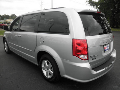 dodge grand caravan 2012 silver van sxt flex fuel 6 cylinders front wheel drive automatic 34474