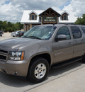 chevrolet suburban 2012 brown suv lt flex fuel 8 cylinders 4 wheel drive automatic 76087