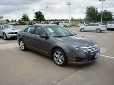 ford fusion 2012 gray sedan se gasoline 4 cylinders front wheel drive automatic 76108