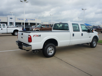 ford f 250 super duty 2012 white xl biodiesel 8 cylinders 4 wheel drive automatic 76108