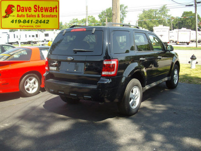 ford escape 2009 black suv xlt gasoline 4 cylinders front wheel drive automatic 43560