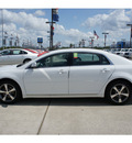 chevrolet malibu 2011 white sedan lt gasoline 4 cylinders front wheel drive 6 speed automatic 77090