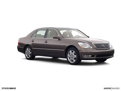 lexus ls 430 2005 sedan gasoline 8 cylinders rear wheel drive shiftable automatic 33021