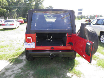 jeep wrangler 2006 red suv se gasoline 4 cylinders 4 wheel drive 5 speed manual 32447