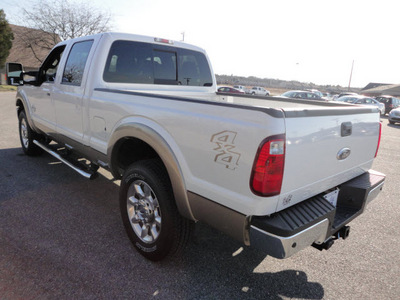 ford f 250 super duty 2012 white lariat biodiesel 8 cylinders 4 wheel drive automatic 37087