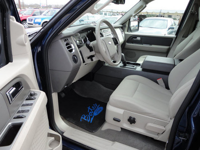 ford expedition 2011 dk  blue suv xl flex fuel 8 cylinders 4 wheel drive automatic 37087