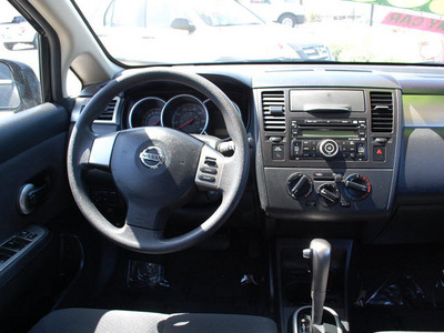 nissan versa 2011 black sedan 1 8 s gasoline 4 cylinders front wheel drive automatic 93955