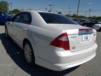 ford fusion hybrid 2010 white sedan hybrid 4 cylinders front wheel drive automatic 37087