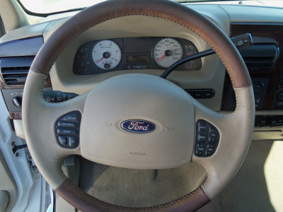 ford f 350 super duty 2007 white lariat diesel 8 cylinders 4 wheel drive automatic 37087